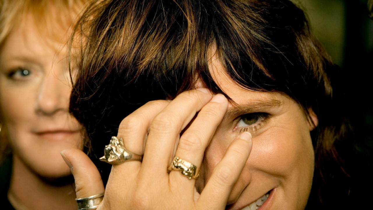 Header Banner Indigo Girls