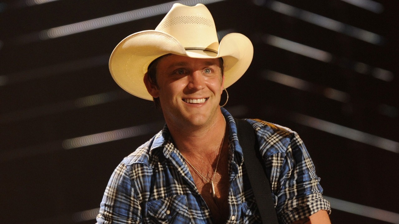 Justin Moore — Photo