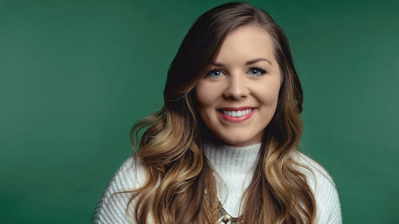 Header Banner Hannah Kerr