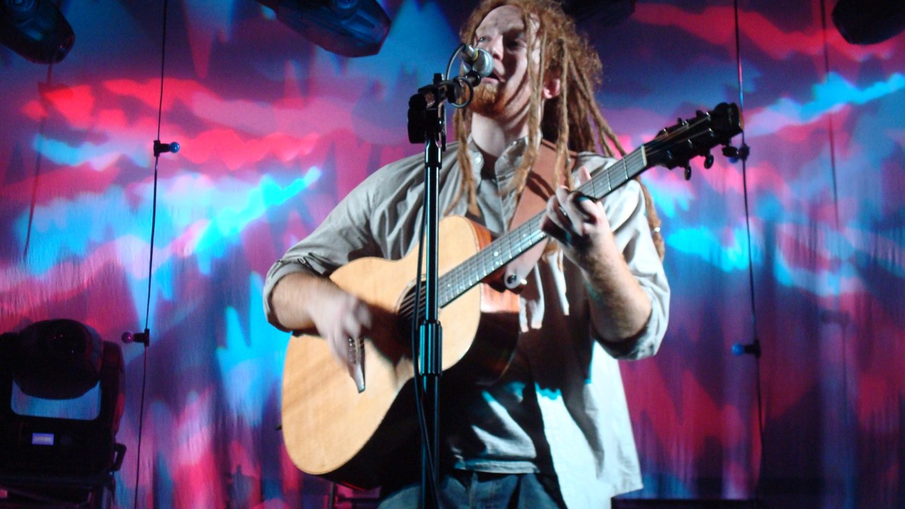 Newton Faulkner — Photo