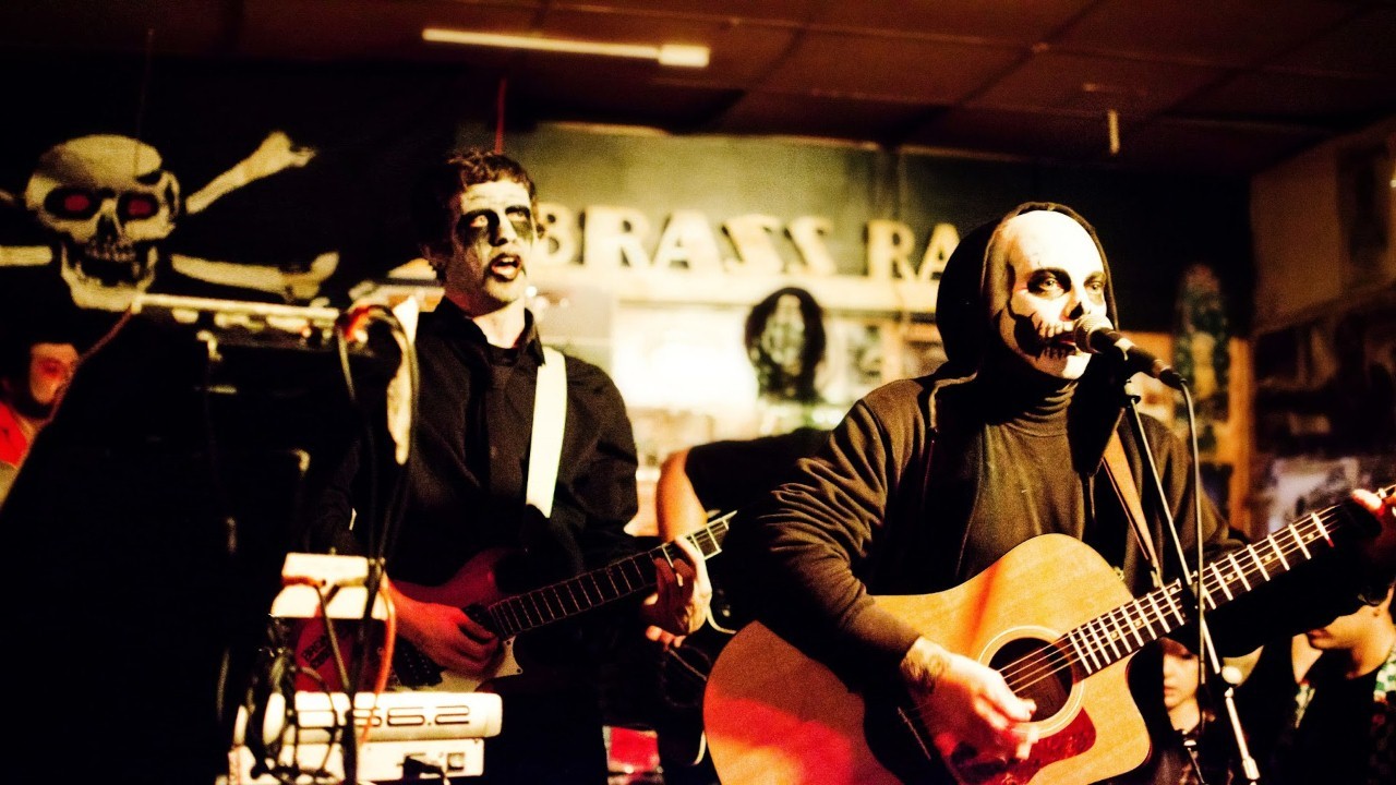 Header Banner Harley Poe