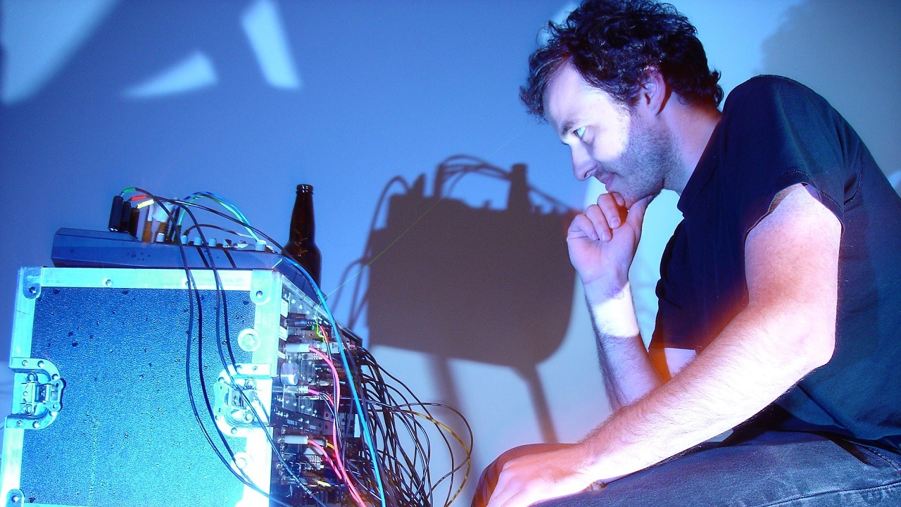 Pulse Emitter — Photo