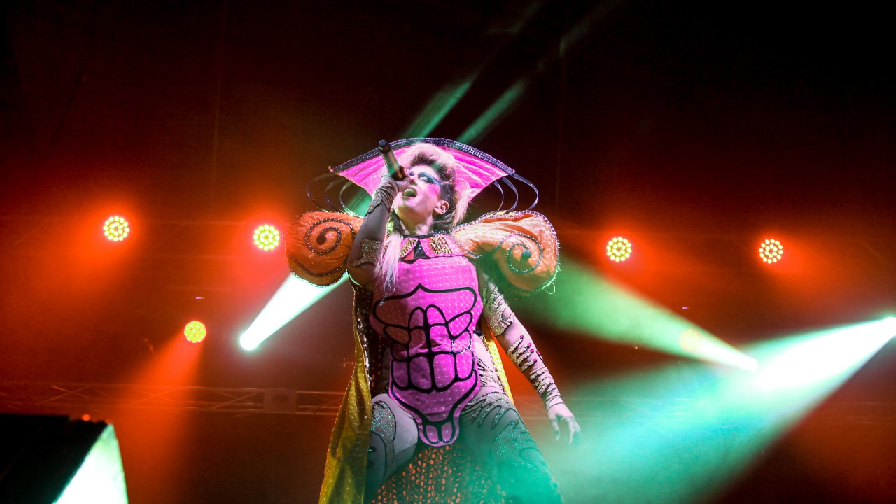 Peaches — Photo