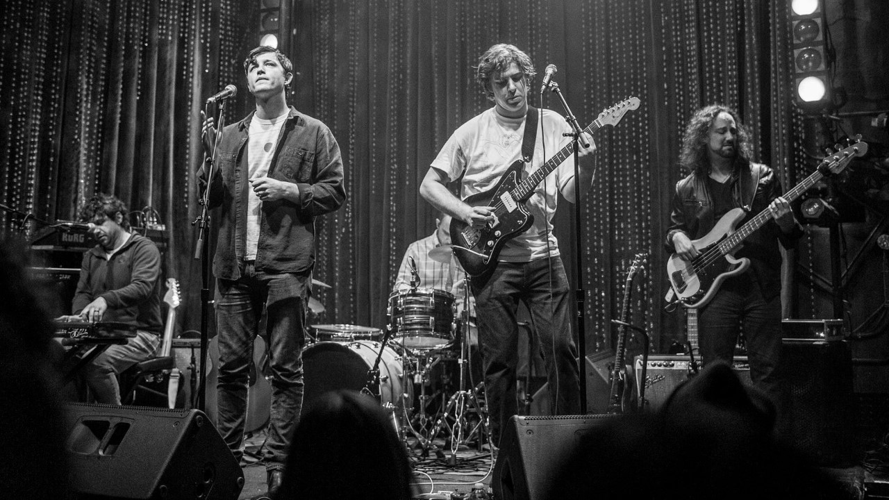 Stereo League — Photo