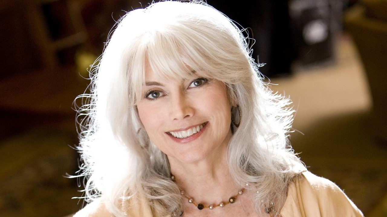 Emmylou Harris — Photo