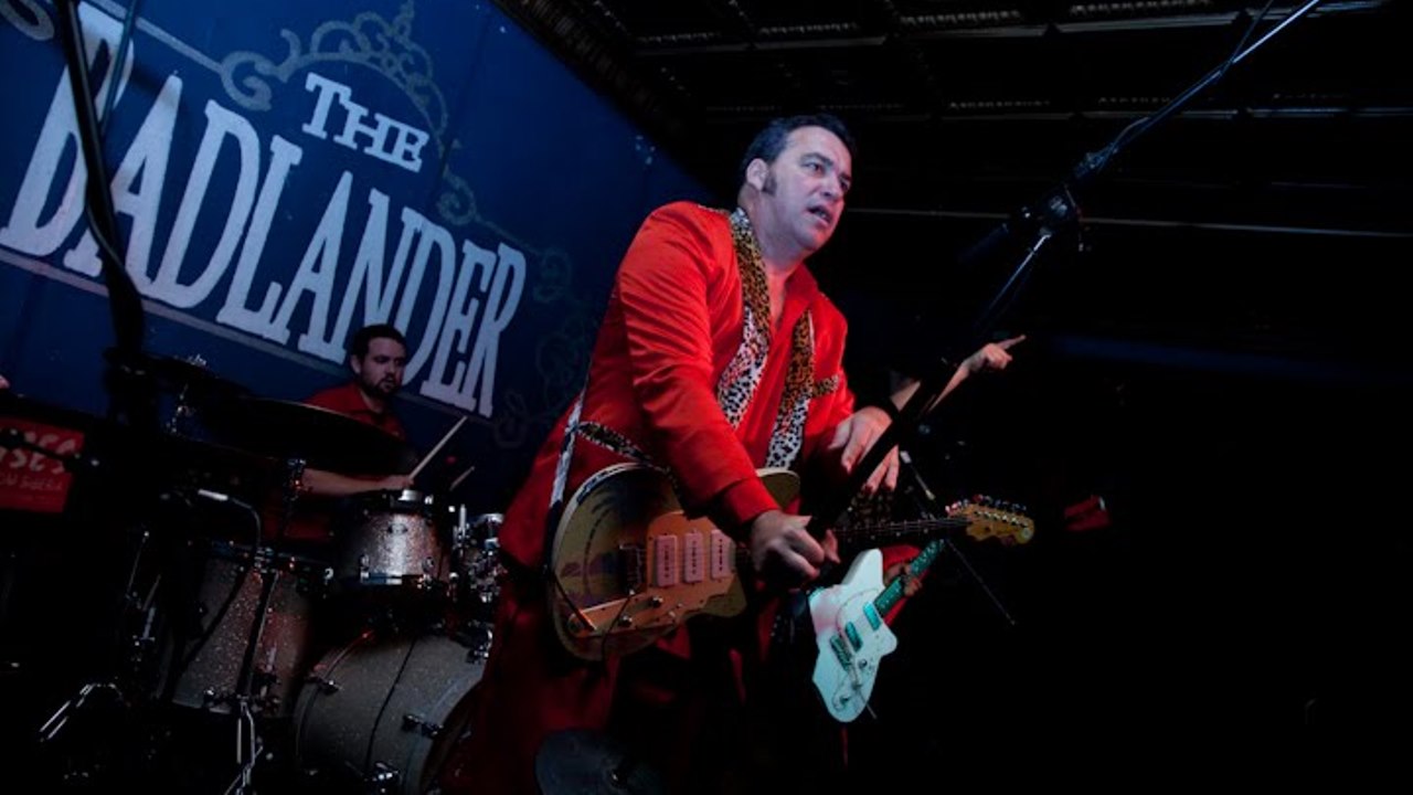 Red Elvises — Photo · live_stage