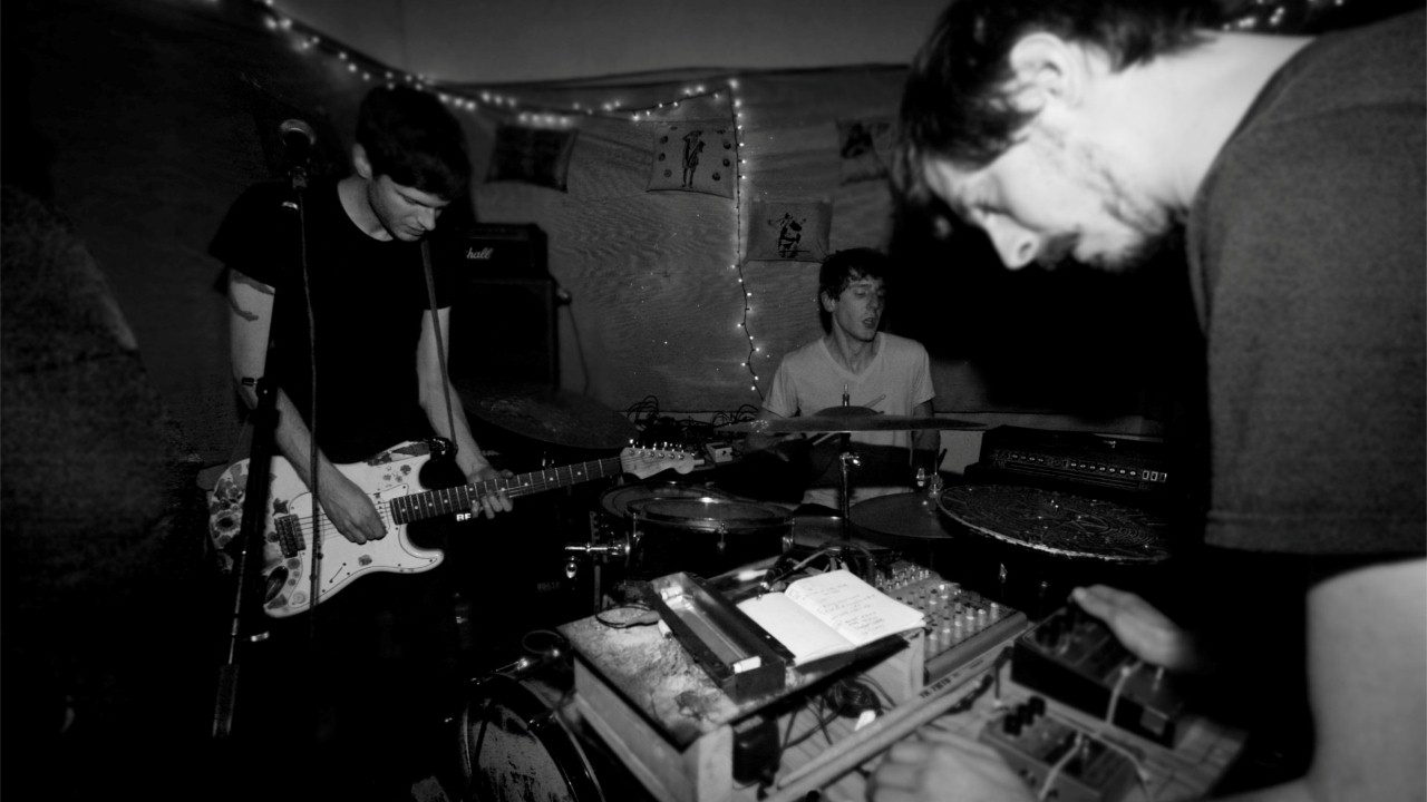 White Suns — Photo · live_stage