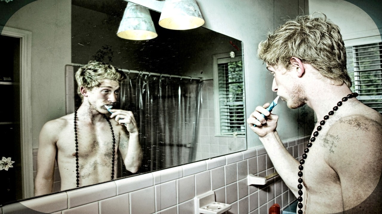 Asher Roth — Photo