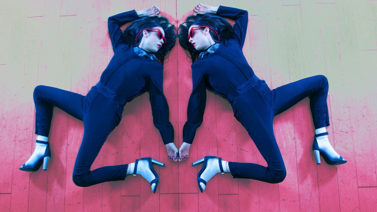Header Banner Allie X