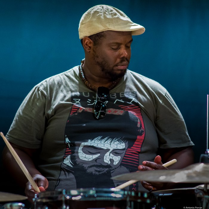 Johnathan Blake — Photo