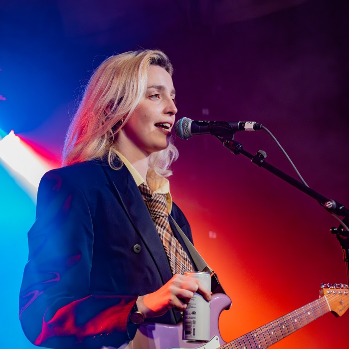 GIA FORD - Alternative artist