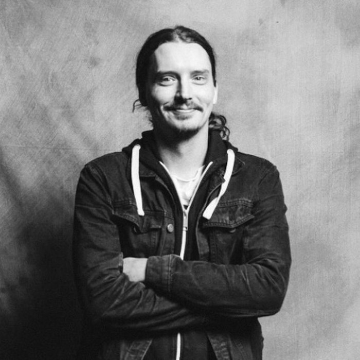 Caleb Elliott — Photo