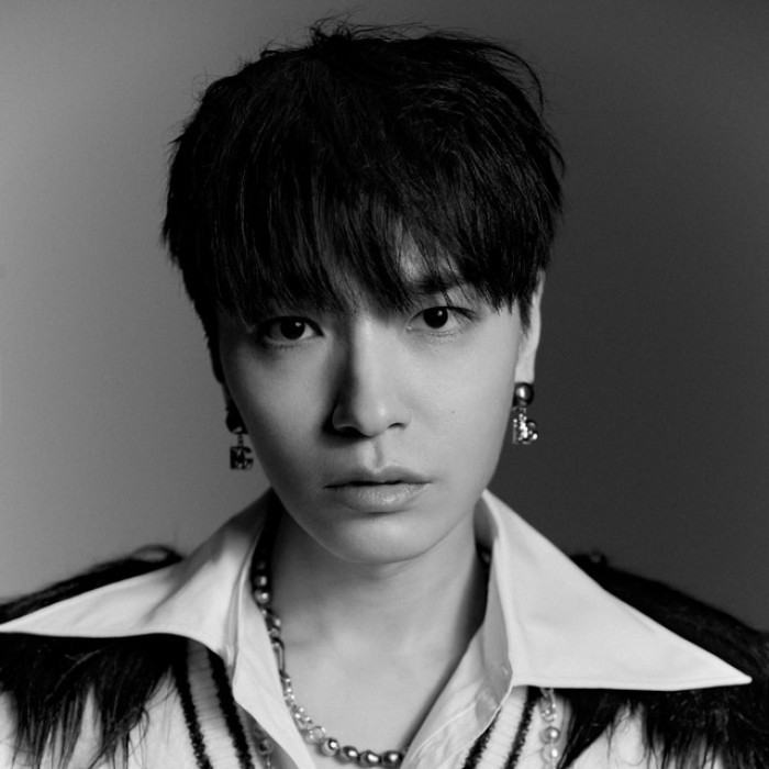 Simon Dominic — Photo