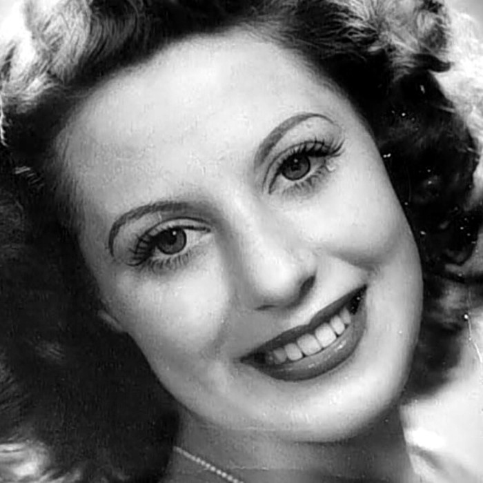 Liz English