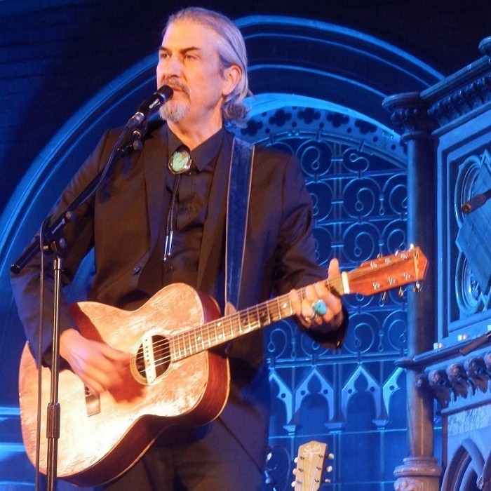 Howe Gelb