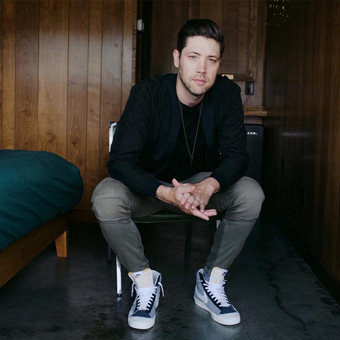 Corey Crowder — Photo · promo