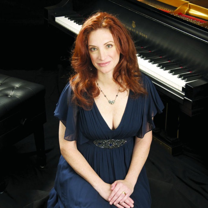 Robin Spielberg — Photo