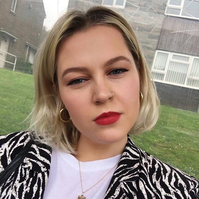Elli Ingram