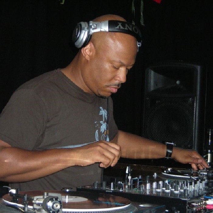Robert Hood — Photo