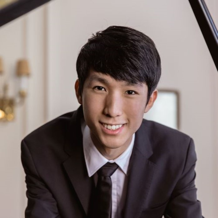 Eric Lu
