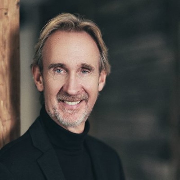 Mike Rutherford artist photo