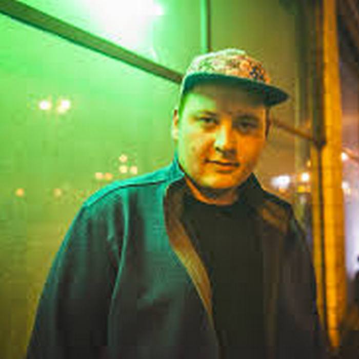 Groundislava — Photo